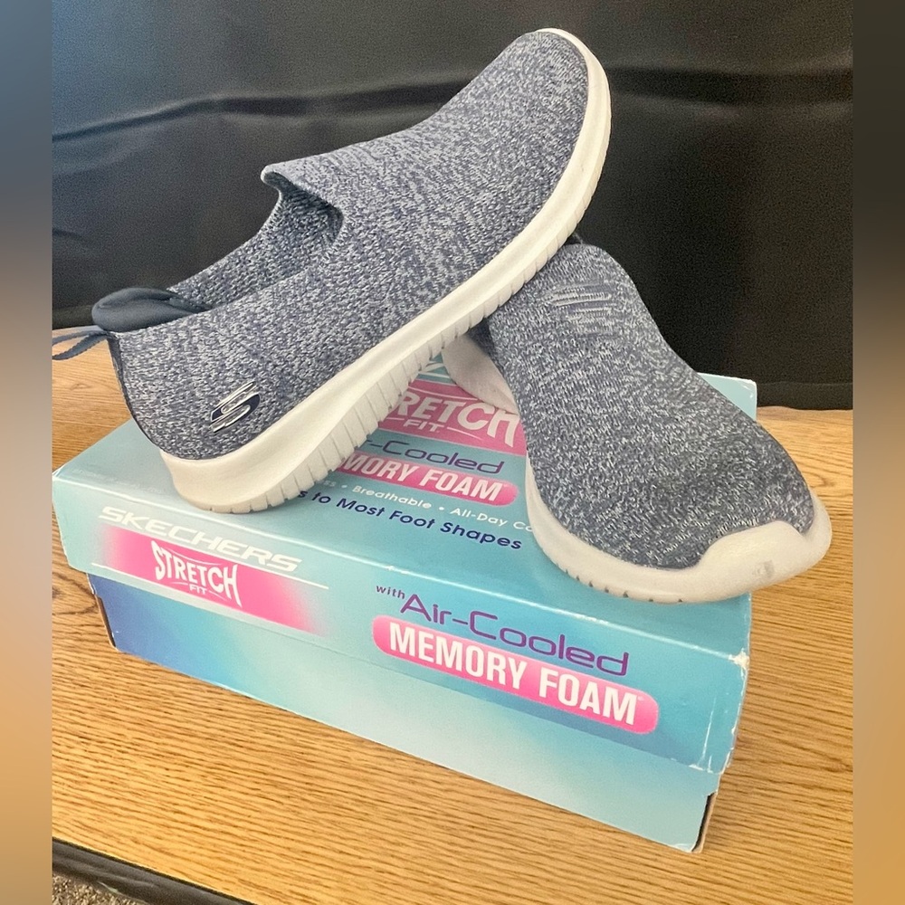 Women’s Sketchers Ultra flex- Harmonious shoes - Picture 3 of 6
